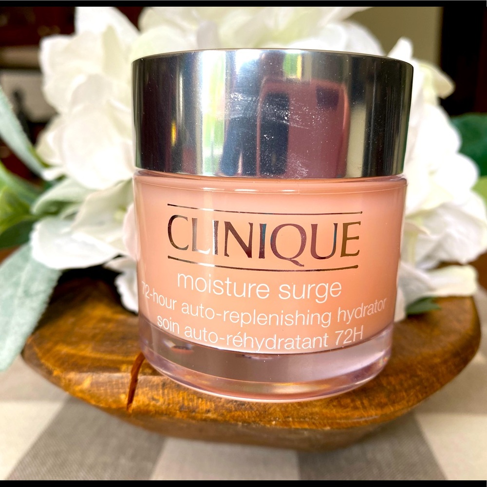Clinique Moisture Surge Hydrator